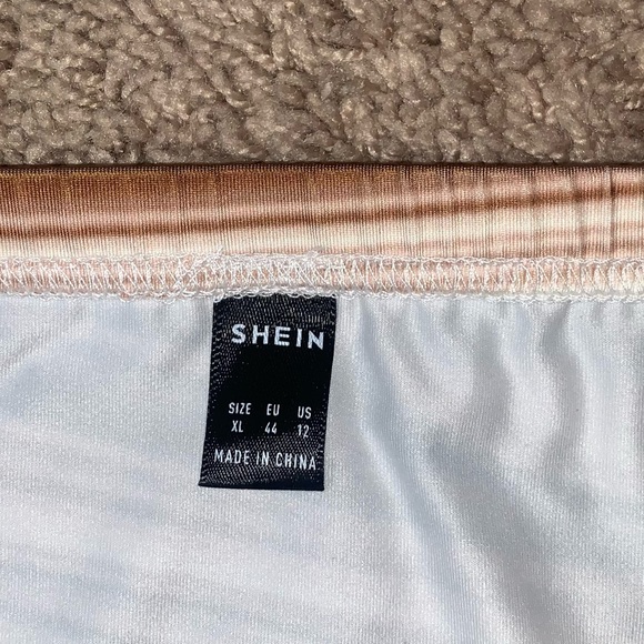 Skirt - Picture 2 of 2